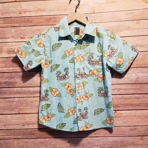 🧚‍♀️3/$35)Boys Hawaiian button down shirt